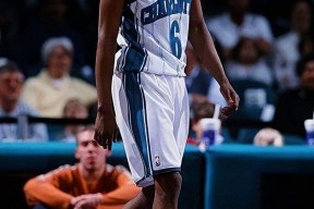 亚博-西亚卡姆在SKT比赛中大胜亚特兰大门线救险备战法甲，赛后夏洛特黄蜂调整名单以备CBA季后赛都惊呆了的简单介绍-亚博