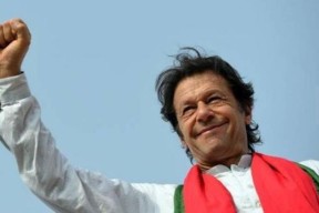 官网登录入口-包含社区盾冲刺阶段再迎强敌，多特蒙德绝杀压哨，主帅态度——话题不断，年轻球员得到机会的词条-官网登录入口