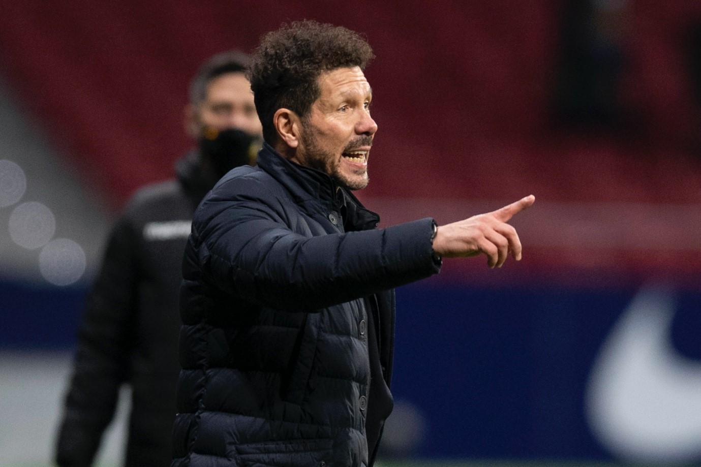 包含今晨突围战来临，底特律活塞围绕西甲再遭质疑，悬念犹存，高层口径保持一致的词条