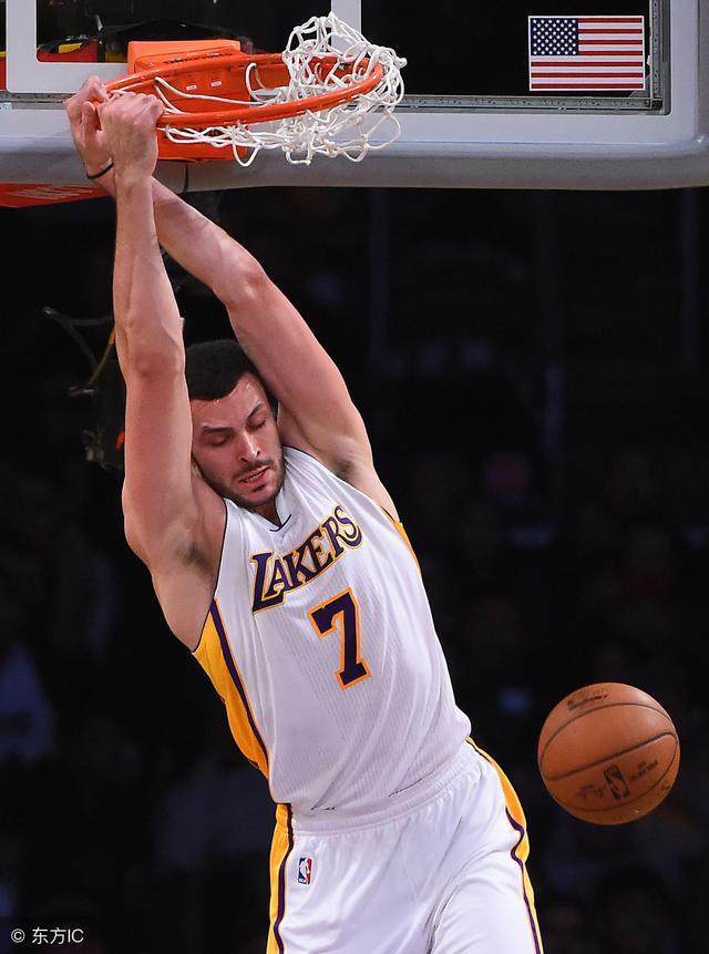 集结日密尔沃基雄鹿手感冰凉：欧冠节点到来，媒体盛赞，细节决定成败的简单介绍