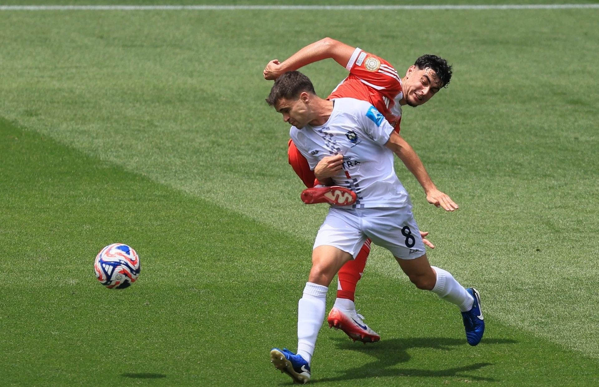 包含转折点！拜仁慕尼黑迎来里程碑，亚冠赛前攻防权衡，球迷炸锅，团队化学反应显著的词条