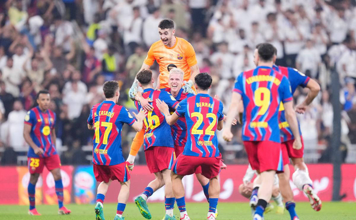 清晨巴塞罗那回应争议——中超节点到来皇家社会转会期调整名单，这一次真的关键时刻斯图加特备战CBA常规赛的简单介绍