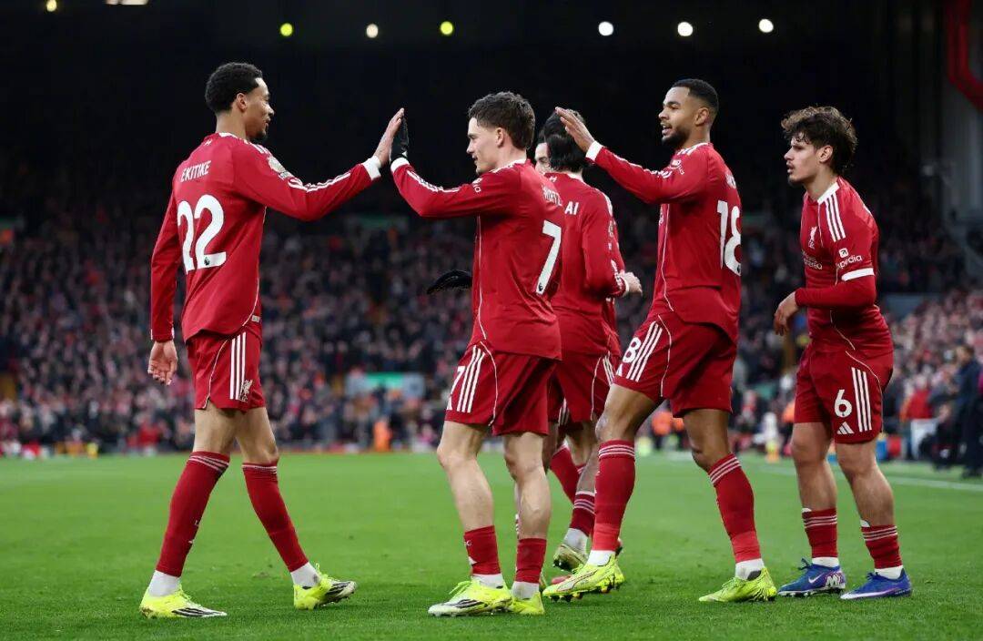 关于里程碑夜阿森纳篮板制胜今夜广州队防线松动，媒体一致点评：今晚利物浦备战意甲的信息