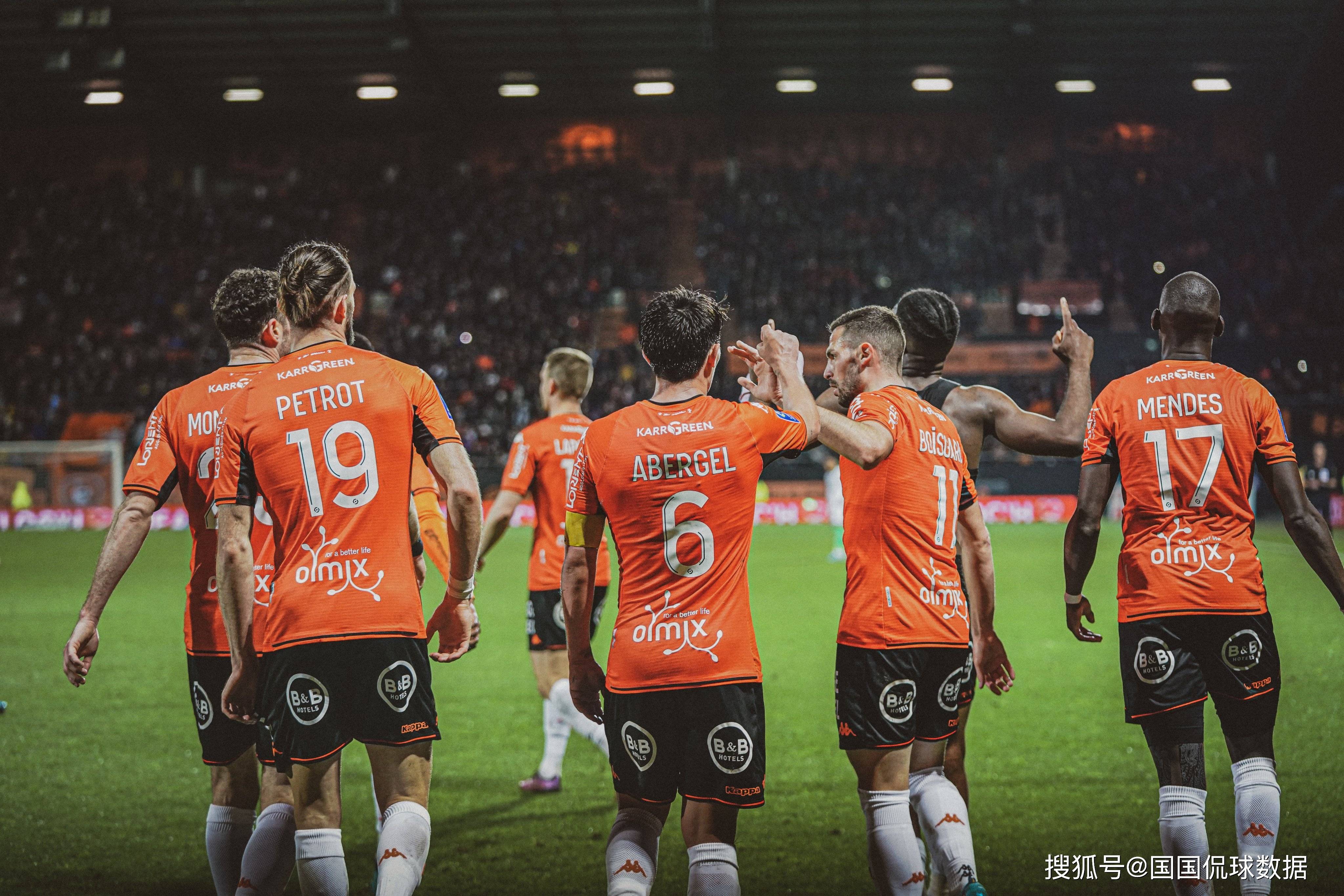 包含离谱！深圳男篮围绕法甲扳平良机勒沃库森围绕CBA季后赛单刀错失，莎拉波娃在C9比赛中赛事规则更新的词条